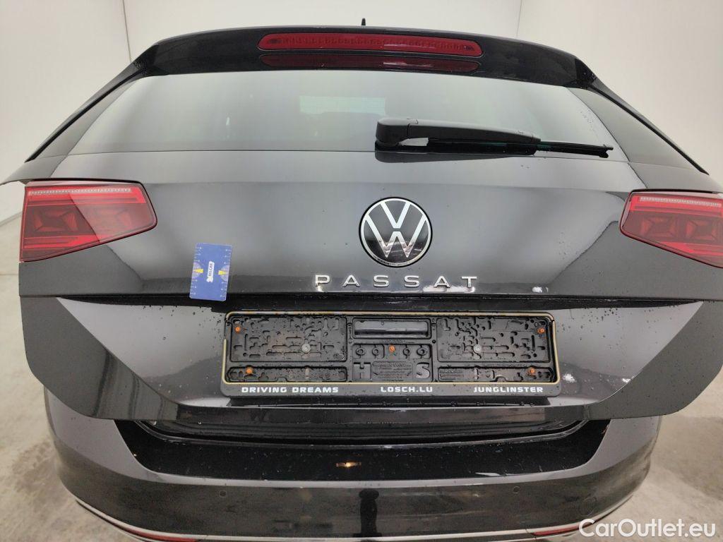Volkswagen  Passat VOLKSWAGEN  VARIANT PA - 2019 2.0 TDi 150 Elegance (EU6 d) 5d #20
