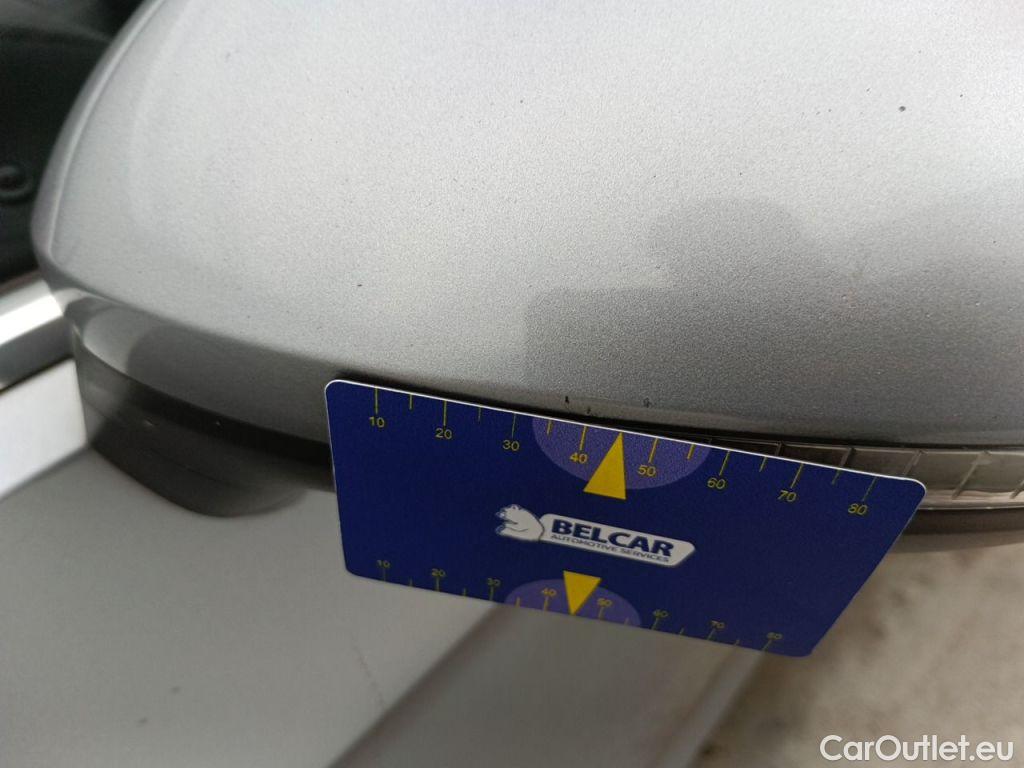 Volkswagen  Passat Volkswagen  Variant 2.0 TDI 90kW DSG Elegance Business 5d #25