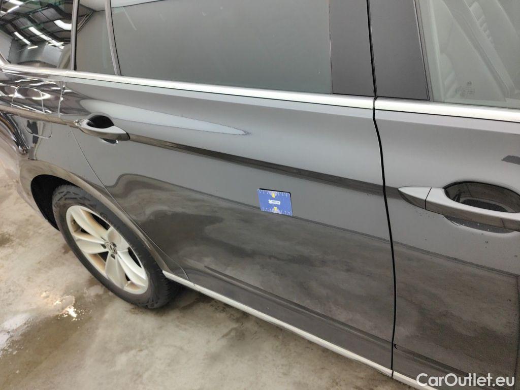Volkswagen  Passat VOLKSWAGEN  VARIANT PA - 2019 2.0 TDi 150 Elegance (EU6 d) 5d #39
