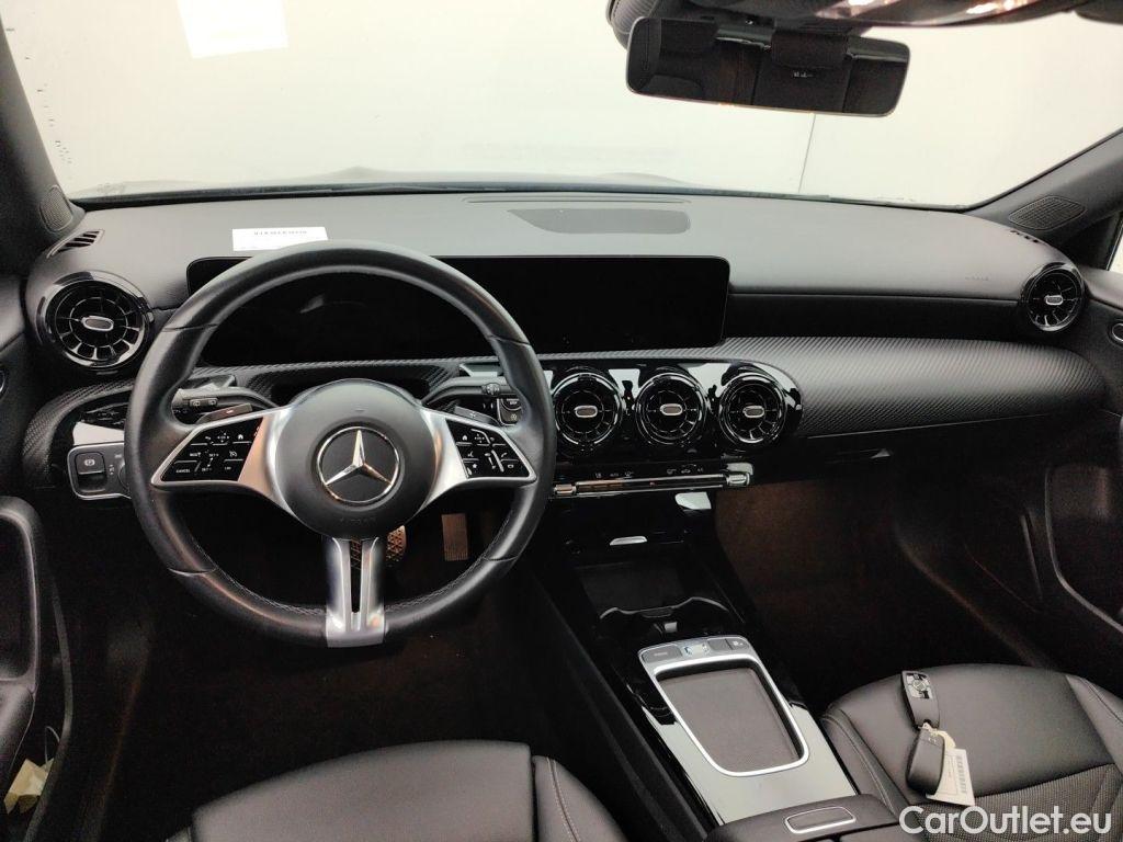 Mercedes  A-Klasse MERCEDES CLASSE A (W177) A 180 136hp Business Line 5d #9