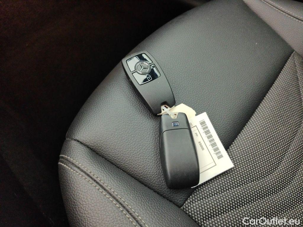 Mercedes  A-Klasse MERCEDES CLASSE A (W177) A 180 136hp Business Line 5d #4