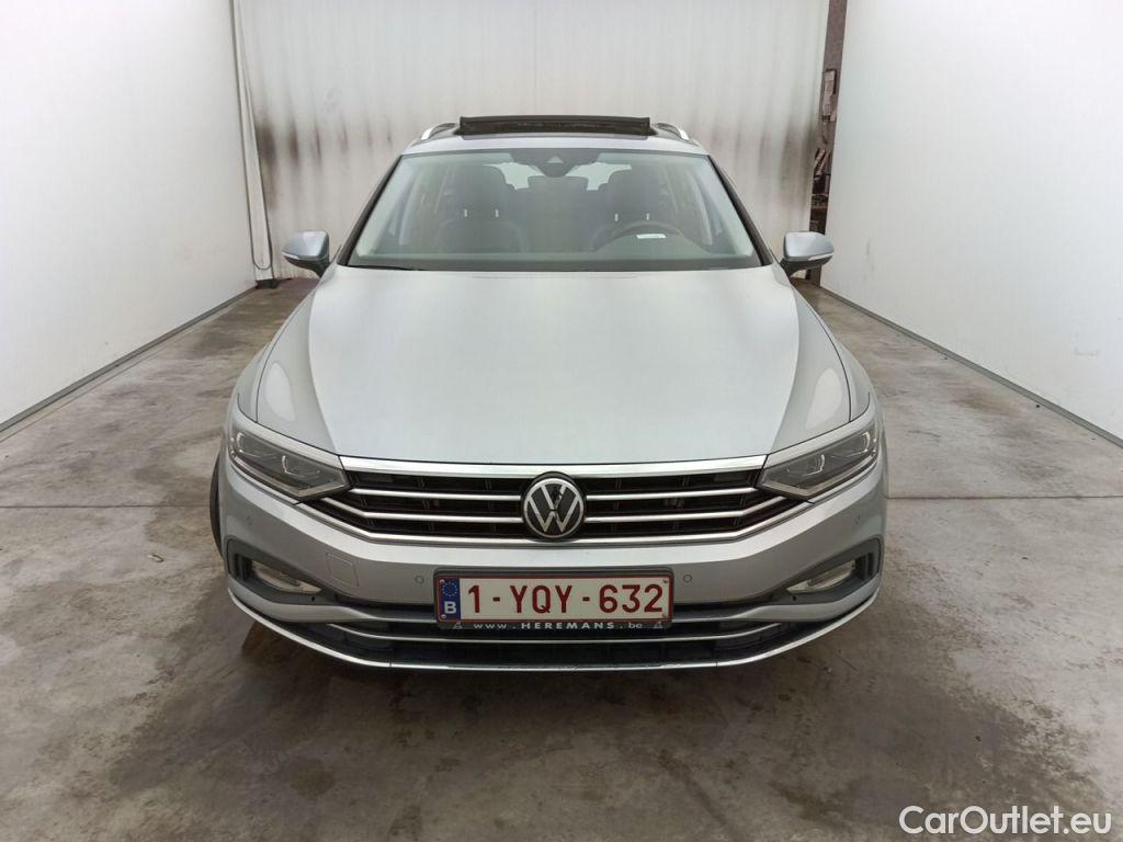 Volkswagen  Passat Volkswagen  Variant 2.0 TDI 90kW DSG Elegance Business 5d #5