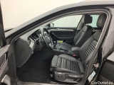Volkswagen  Passat VOLKSWAGEN  VARIANT PA - 2019 2.0 TDi 150 Elegance (EU6 d) 5d #3