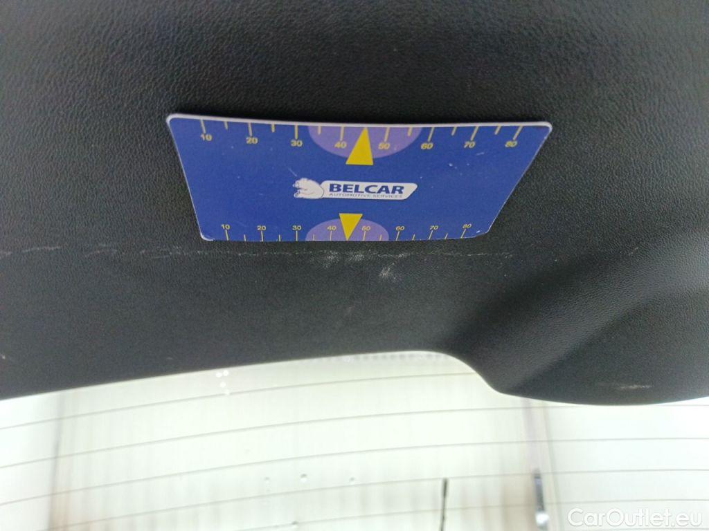 Peugeot  2008 Peugeot  1.2 Puretech 61kW S&S Active 5d #20