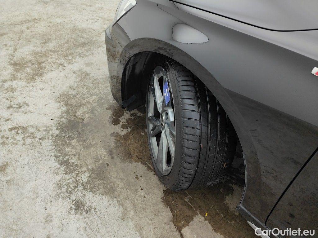 Audi  A3 AUDI  SPORTBACK - 2020 40 TFSI 190hp Quattro S line S tronic 5d #31