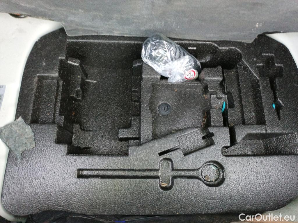 Fiat  500 FIAT  / 2015 / 3P / berlina con portón Pop 1.2 8v 51KW (69 CV) #10