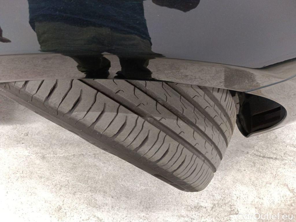 Mercedes  CLA-Klasse Mercedes-Benz CLA Shooting Brake CLA 180 d Aut. 5d #19