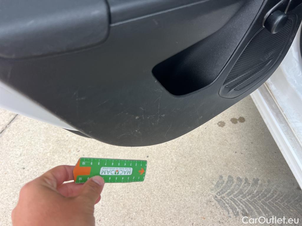  Opel  Corsa OPEL  / 2019 / 5P / berlina con portón 1.5D DT 74kW (100CV) Edition #18