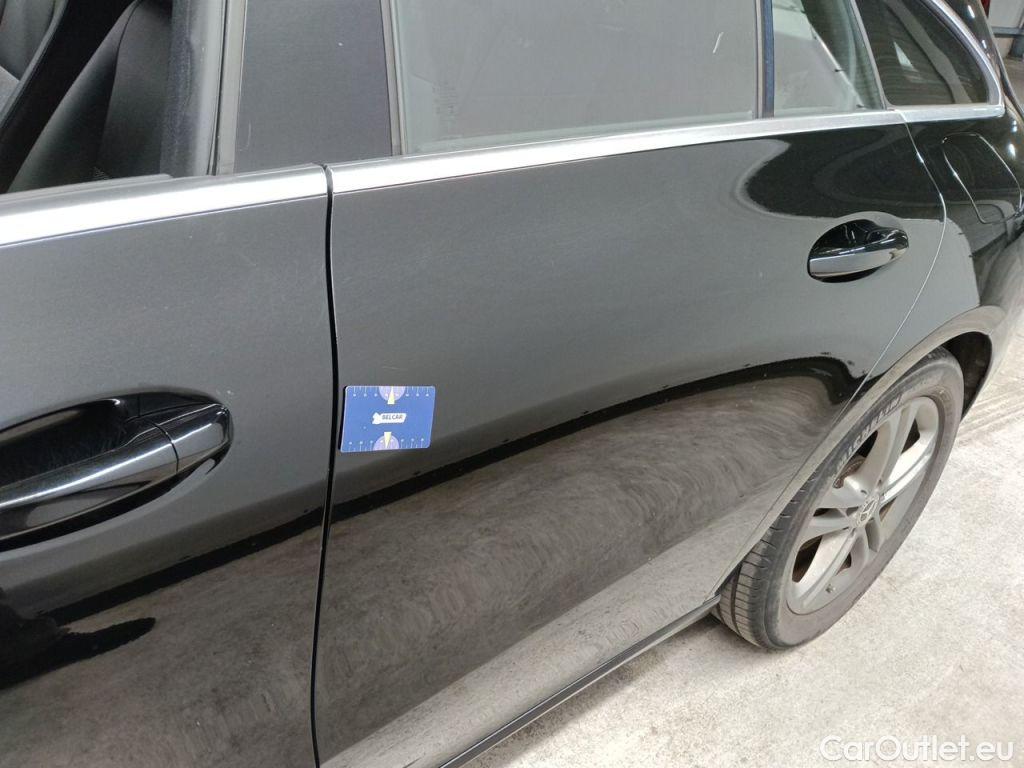 Mercedes  CLA-Klasse Mercedes-Benz CLA Shooting Brake CLA 180 d Aut. 5d #36