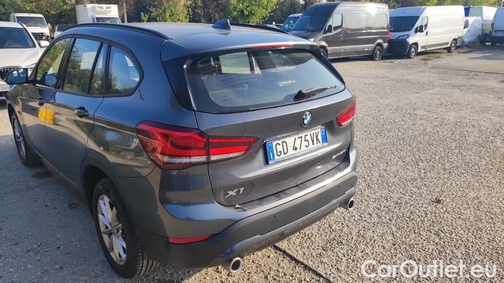 Bmw  X1 sDrive 20d Business Advantage automatico #3