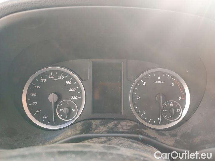 Mercedes  Vito 114 CDI RWD Long #12