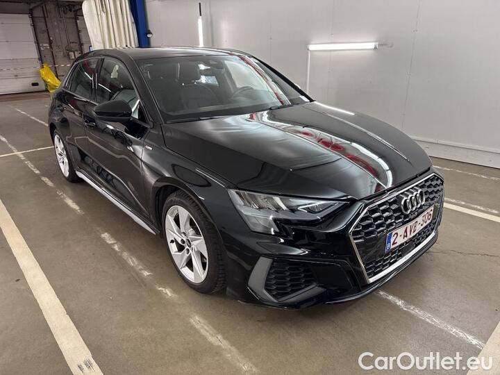 Audi  A3  Sportback 1.0 30 TFSi S line 81kW/110pk  5D/P Man-6 #2