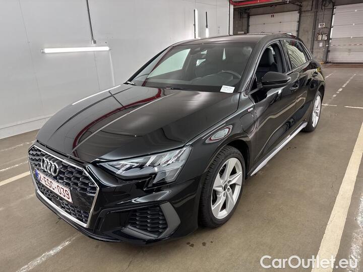 Audi  A3  Sportback 1.4 40 TFSI e S Line (PHEV) 150kW/204pk  5D/P Auto-6 - CO2 onvolledig #1
