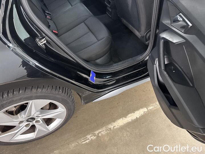 Audi  A3  Sportback 1.0 30 TFSi S line 81kW/110pk  5D/P Man-6 #78