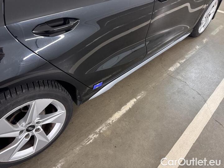 Audi  A3  Sportback 1.0 30 TFSi S line 81kW/110pk  5D/P Man-6 #84