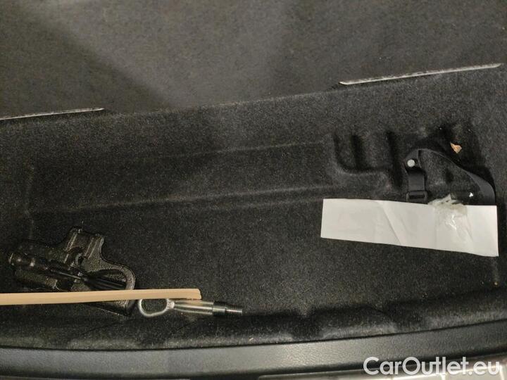 Bmw  X1  xDrive25e (162 kW) (PHEV) 162kW/220pk  5D/P Auto-6 #10