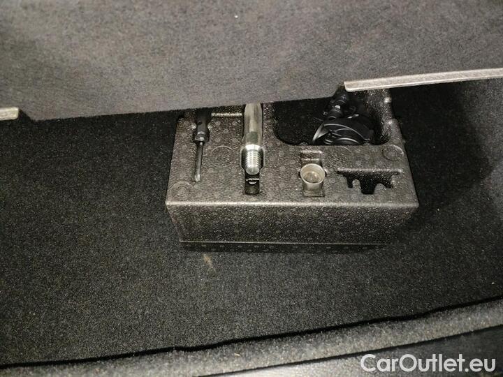 Bmw  X1  sDrive16d (85 kW) 85kW/116pk  5D/P Man-6 #29