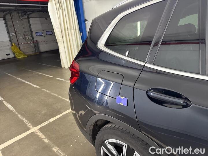 Bmw  iX3  sDrive35 210kW/286pk  5D/P Auto-1 #107