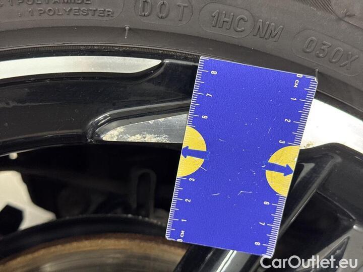 DS  DS7 DS 7 Crossback 1.2 PureTech 130 Auto PERFORMANCE Line 96kW/130pk  5D/P Auto-8 #74