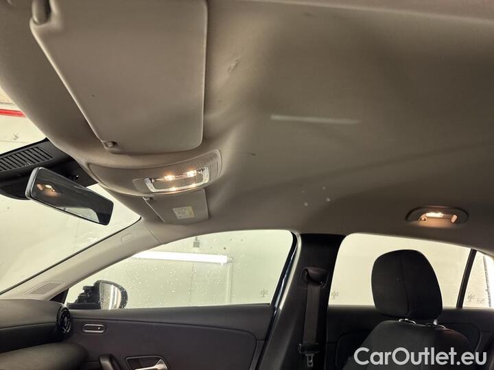 Mercedes  A-Klasse  A 180 d Business Solution 85kW/116pk  5D/P Man-6 #26