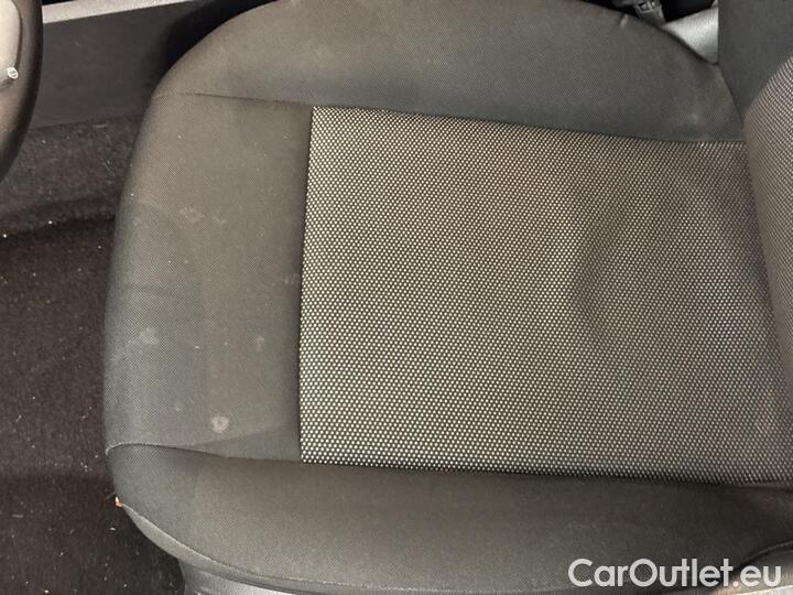 Mercedes  A-Klasse  A 180 d Business Solution 85kW/116pk  5D/P Man-6 #20