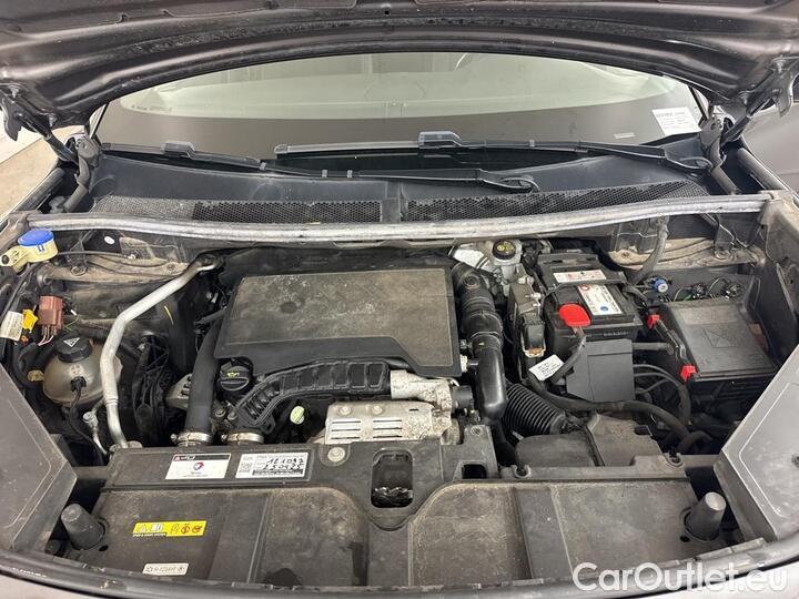 DS  DS7 DS 7 Crossback 1.2 PureTech 130 Auto PERFORMANCE Line 96kW/130pk  5D/P Auto-8 #80