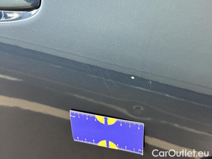 Mercedes  A-Klasse  A 180 d Business Solution 85kW/116pk  5D/P Man-6 #81