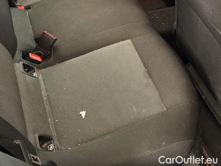 Mercedes  A-Klasse  A 180 d Business Solution 85kW/116pk  5D/P Man-6 #20