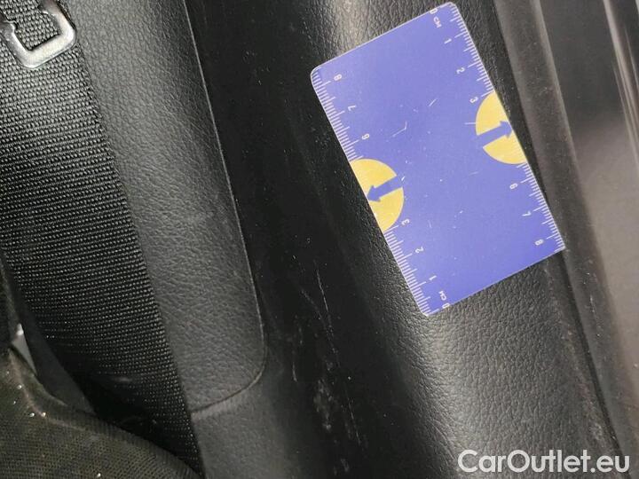 Mercedes  A-Klasse Classe A Limousine A 180d DCT Business Solution 85kW/116pk  4D/P Auto-8 #27