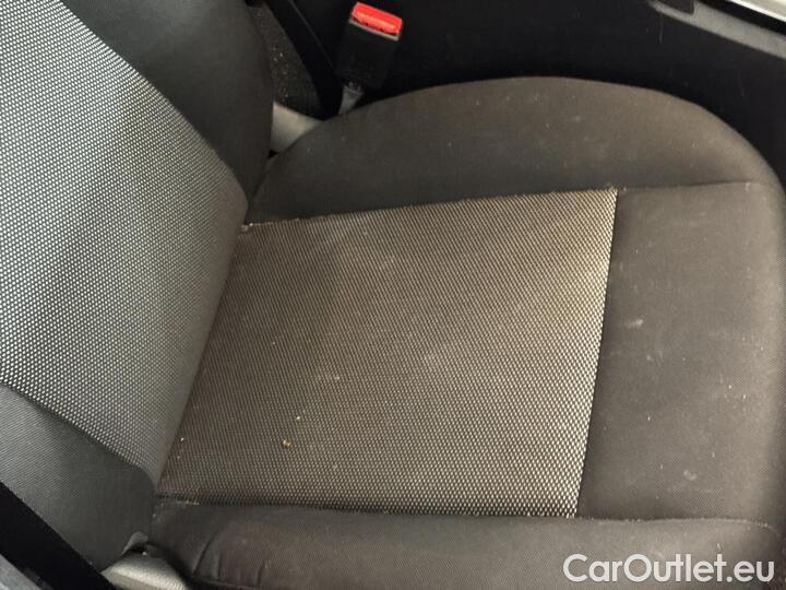 Mercedes  A-Klasse  A 180 d Business Solution 85kW/116pk  5D/P Man-6 #14