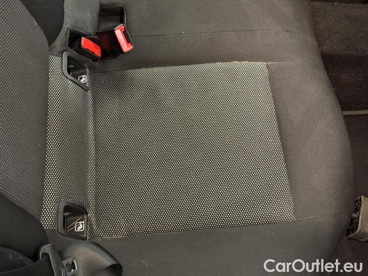 Mercedes  A-Klasse  A 180 d Business Solution 85kW/116pk  5D/P Man-6 #21