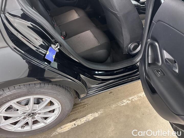 Mercedes  CLA-Klasse CLA Shooting Brake CLA 180 d Business Solution Essential 85kW/116pk  5D/P AUT #41