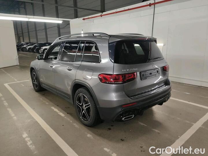 Mercedes  GLB   220 d 4MATIC 140kW/190pk  5D/P Auto-8 #3
