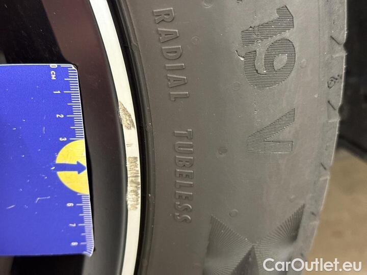 Volvo  XC 40 XC40 T5 Twin Engine R-Design 192kW/261pk  5D/P Auto-7 #46