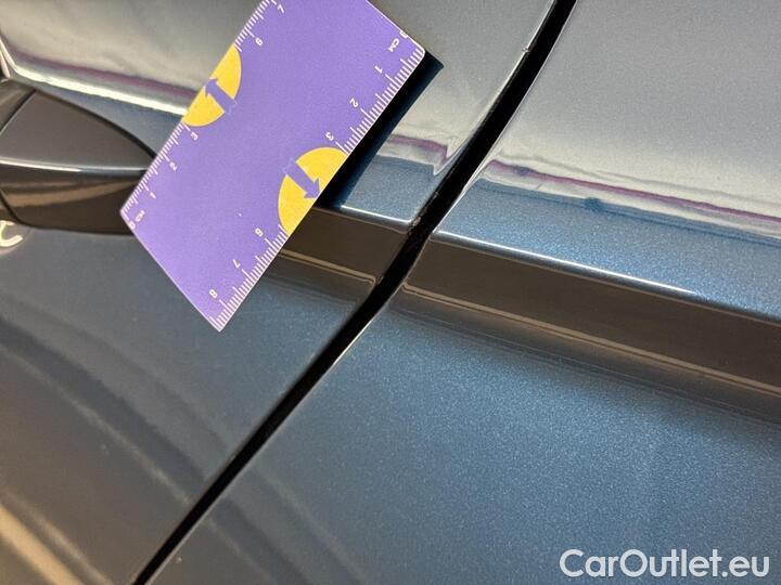 Volkswagen  Passat  Variant 2.0 TDI DSG Elegance Business 90kW/122pk  5D/P Auto-7 #39