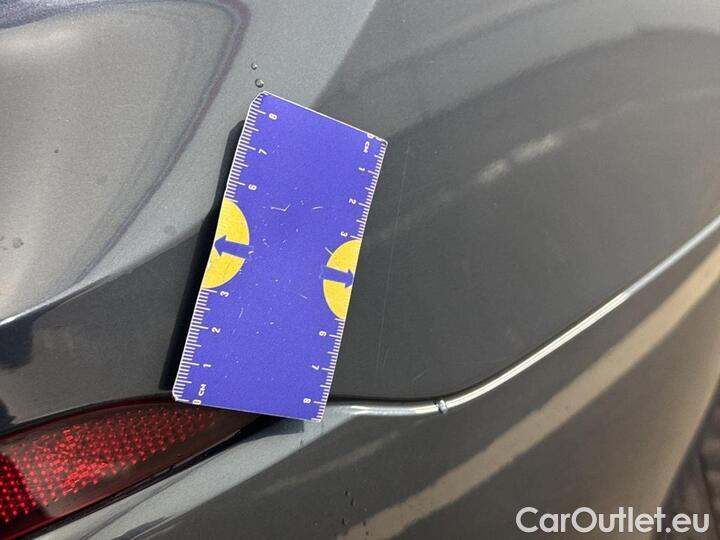 Volvo  XC60  B4 D Geartronic Momentum Pro (Mild Hybrid) 145kW/197pk  5D/P Auto-8 #47