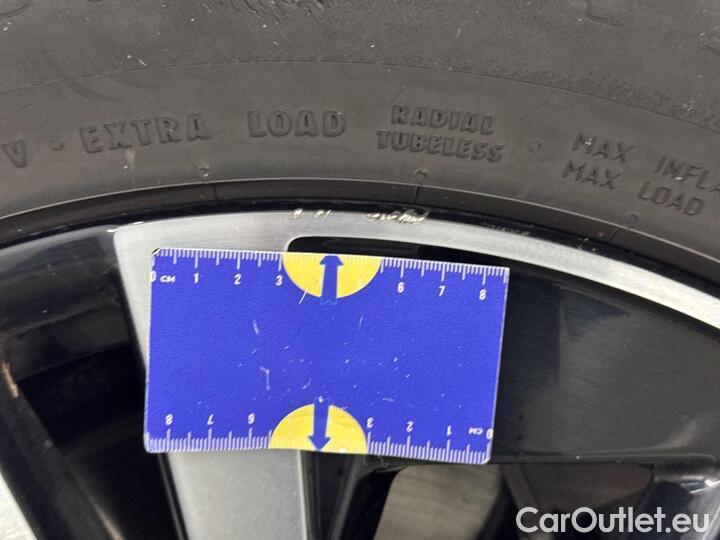 Volvo  XC60  B4 D Geartronic Momentum Pro (Mild Hybrid) 145kW/197pk  5D/P Auto-8 #53