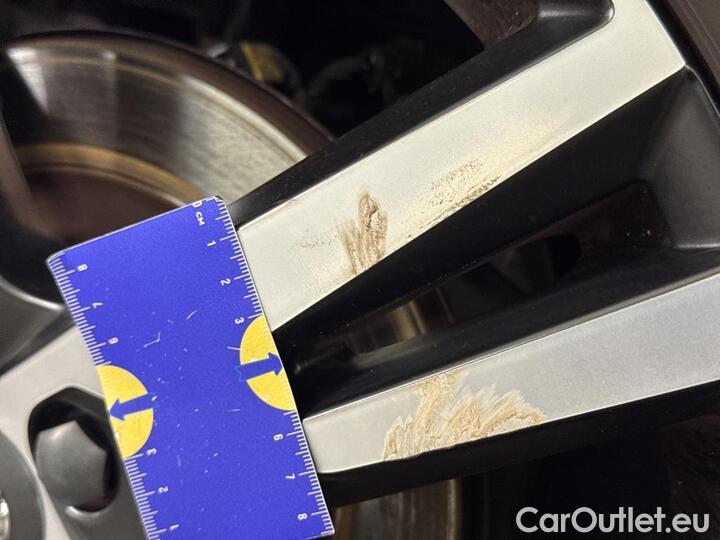 Volvo  XC 40 XC40 T5 Twin Engine R-Design 192kW/261pk  5D/P Auto-7 #92