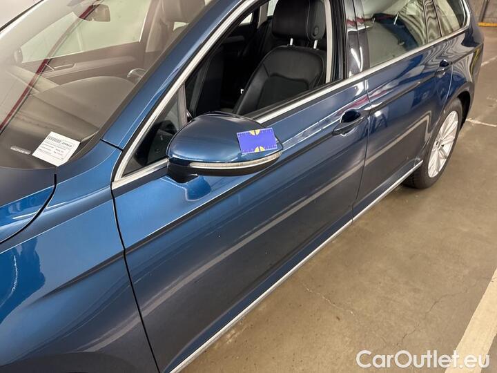 Volkswagen  Passat  Variant 2.0 TDI DSG Elegance Business 90kW/122pk  5D/P Auto-7 #46