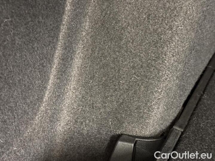 Volkswagen  Golf  Variant VIII 1.0 TSI Life 81kW/110pk  5D/P Man-6 #18