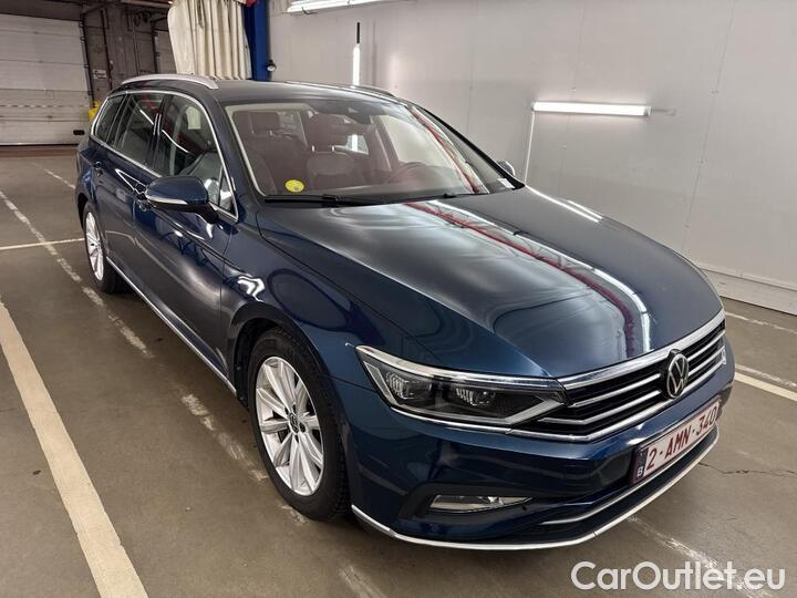 Volkswagen  Passat  Variant 2.0 TDI DSG Elegance Business 90kW/122pk  5D/P Auto-7 #2