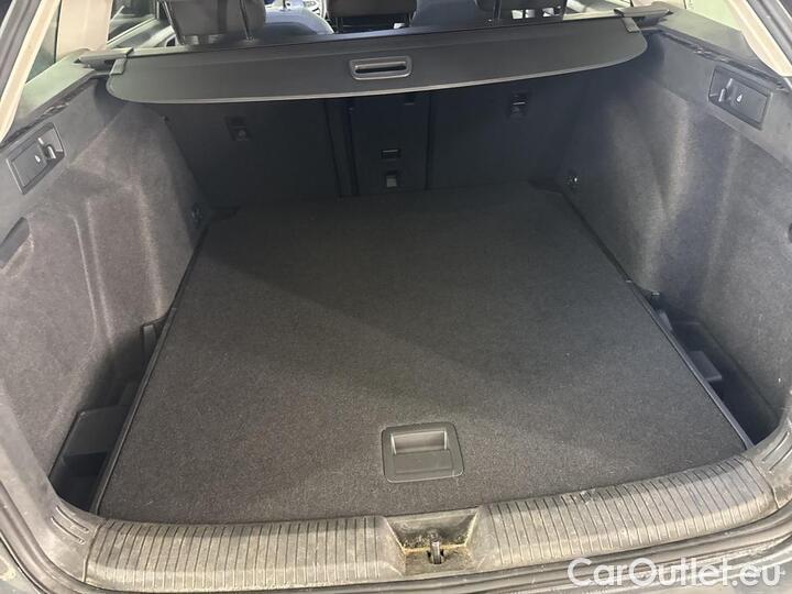 Volkswagen  Golf  Variant VIII 1.0 TSI Life 81kW/110pk  5D/P Man-6 #15