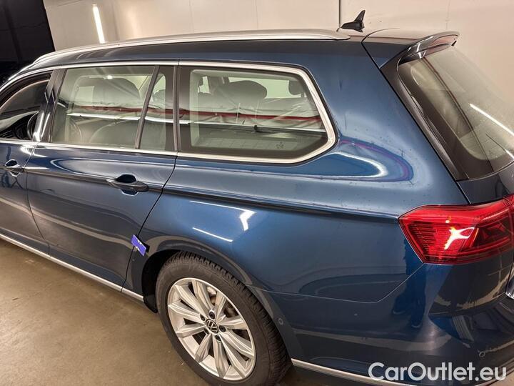 Volkswagen  Passat  Variant 2.0 TDI DSG Elegance Business 90kW/122pk  5D/P Auto-7 #41