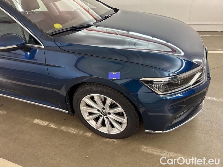 Volkswagen  Passat  Variant 2.0 TDI DSG Elegance Business 90kW/122pk  5D/P Auto-7 #80