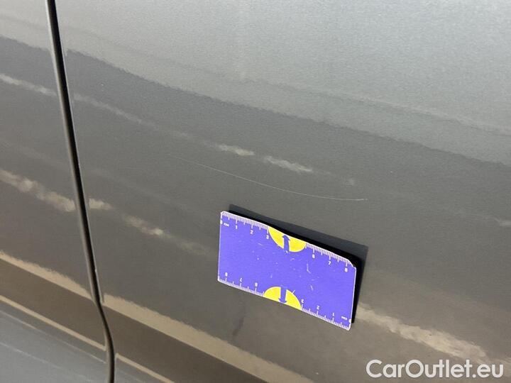 Volvo  XC60  B4 D Geartronic Momentum Pro (Mild Hybrid) 145kW/197pk  5D/P Auto-8 #57