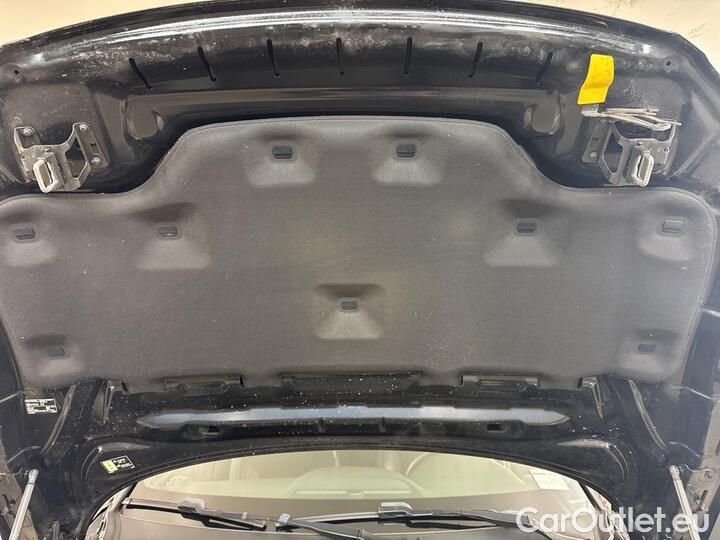 Volvo  XC 40 XC40 T5 Twin Engine R-Design 192kW/261pk  5D/P Auto-7 #97