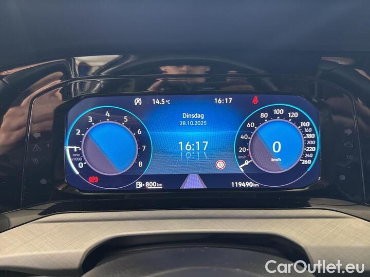 Volkswagen  Golf  Variant VIII 1.0 TSI Life 81kW/110pk  5D/P Man-6 #9