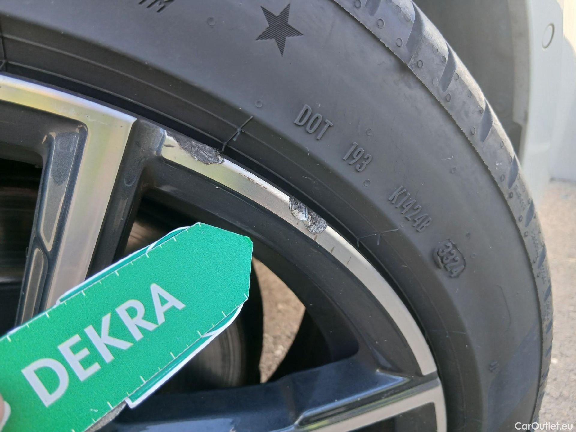  Bmw  Serie 3  Touring 320d xDrive Sport Line 2.0 190CV AT8 E6dT #7