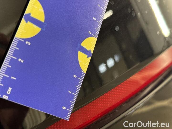 Bmw  Serie 1 1 Reeks Hatch 116d (85 kW) 85kW/116pk  5D/P Man-6 #24