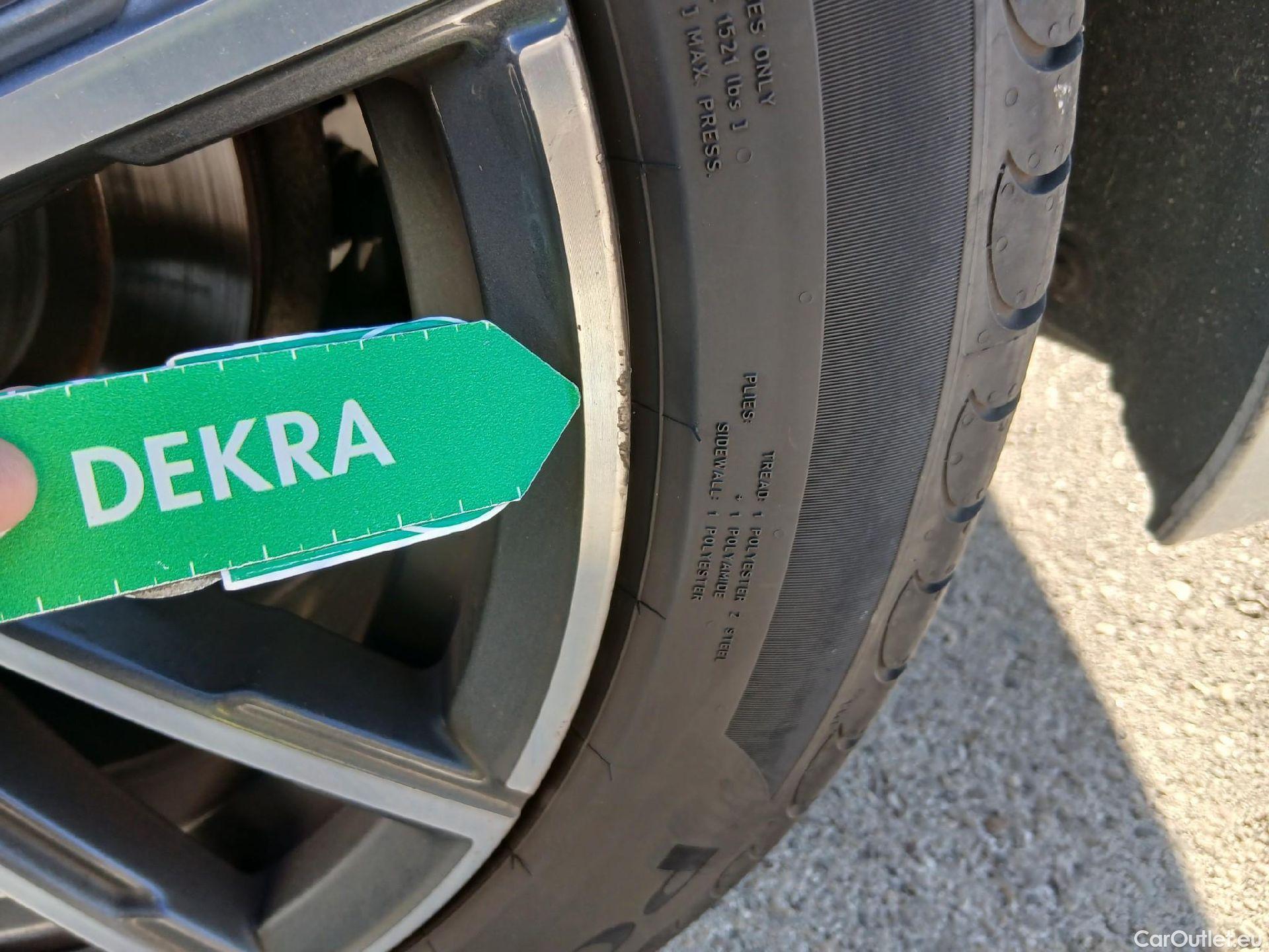  Bmw  Serie 3  Touring 320d xDrive Sport Line 2.0 190CV AT8 E6dT #5